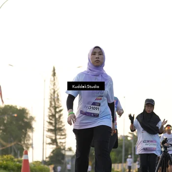 Runner Photo 7773270