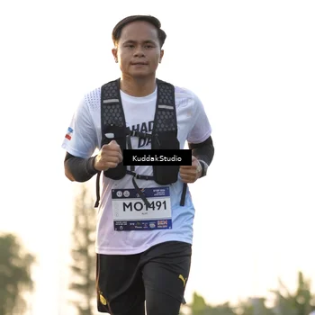 Runner Photo 7773290