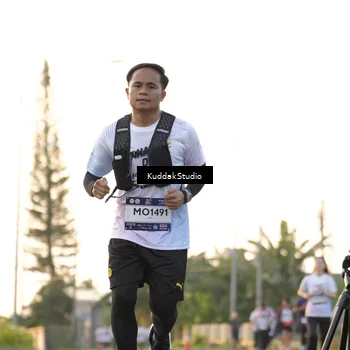 Runner Photo 7773295