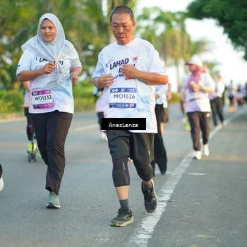 Runner Photo 7773302