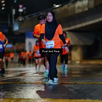 Runner Photo 7773304