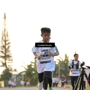 Runner Photo 7773305