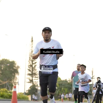 Runner Photo 7773311