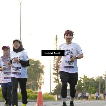 Runner Photo 7773337