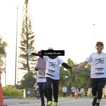 Runner Photo 7773342
