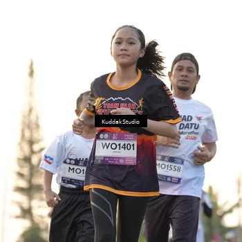Runner Photo 7773372