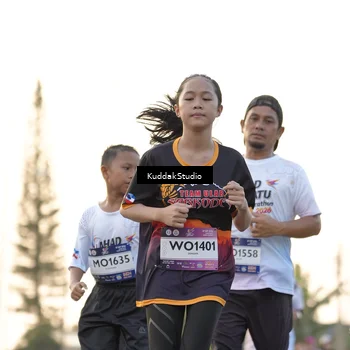 Runner Photo 7773376