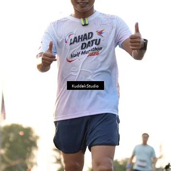 Runner Photo 7773390