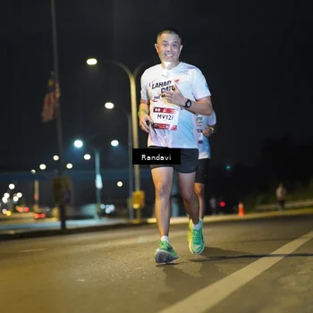 Runner Photo 7773409