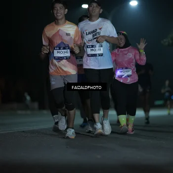 Runner Photo 7773415