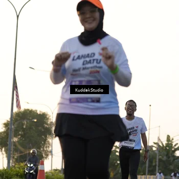 Runner Photo 7773419