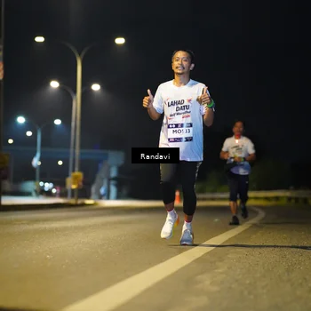 Runner Photo 7773425