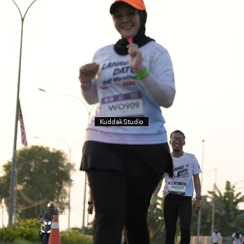 Runner Photo 7773427
