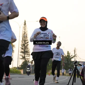 Runner Photo 7773429