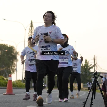 Runner Photo 7773439