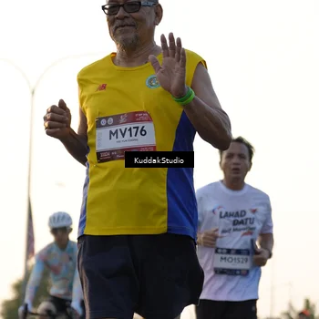 Runner Photo 7773442