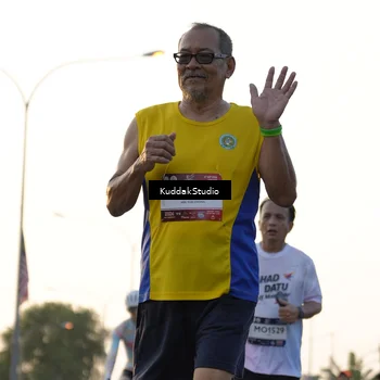Runner Photo 7773456
