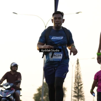 Runner Photo 7773460