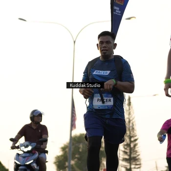 Runner Photo 7773463