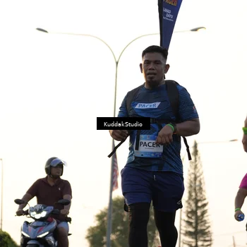 Runner Photo 7773466