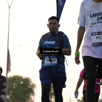 Runner Photo 7773467