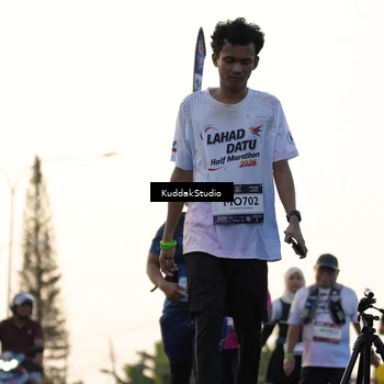 Runner Photo 7773473