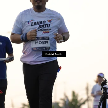 Runner Photo 7773485