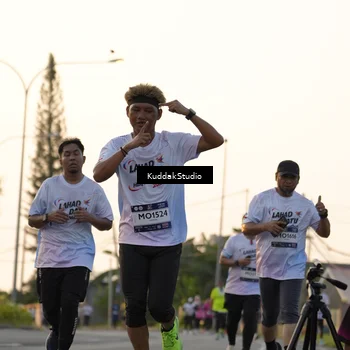 Runner Photo 7773524