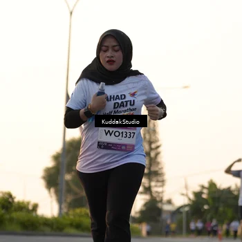 Runner Photo 7773540