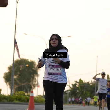 Runner Photo 7773541