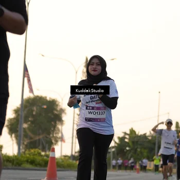 Runner Photo 7773547