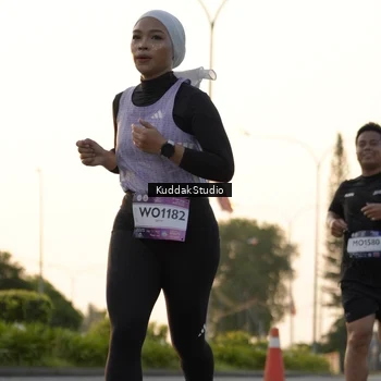 Runner Photo 7773548