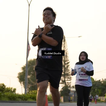 Runner Photo 7773554