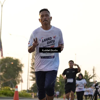Runner Photo 7773559