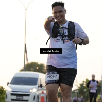Runner Photo 7773565
