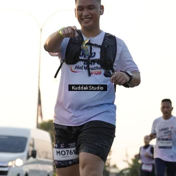 Runner Photo 7773573