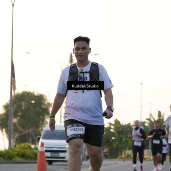 Runner Photo 7773576