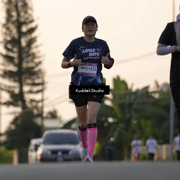 Runner Photo 7773600