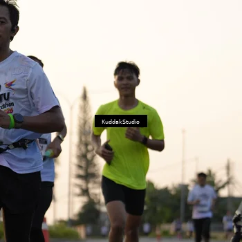 Runner Photo 7773616