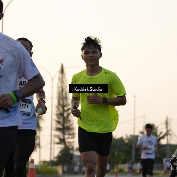 Runner Photo 7773617