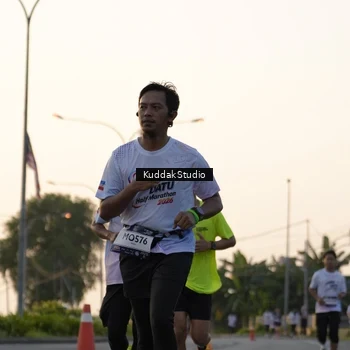 Runner Photo 7773621