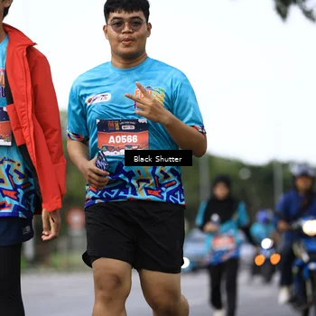 Runner Photo 7773628