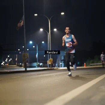 Runner Photo 7773629