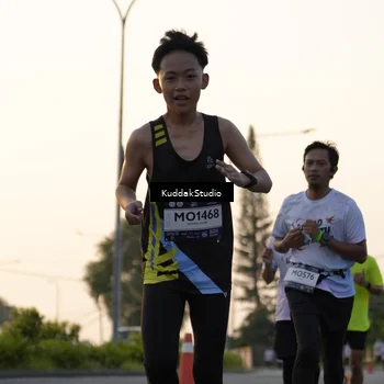 Runner Photo 7773632