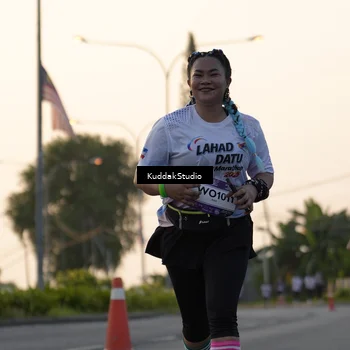 Runner Photo 7773667