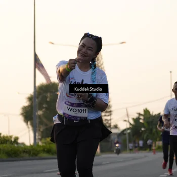Runner Photo 7773675