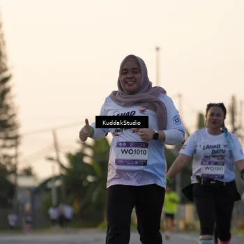 Runner Photo 7773678