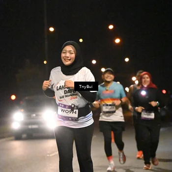 Runner Photo 7773680