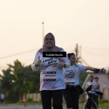 Runner Photo 7773685