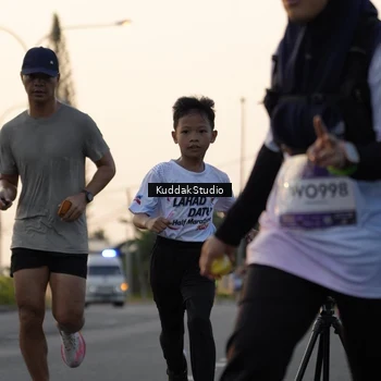 Runner Photo 7773694